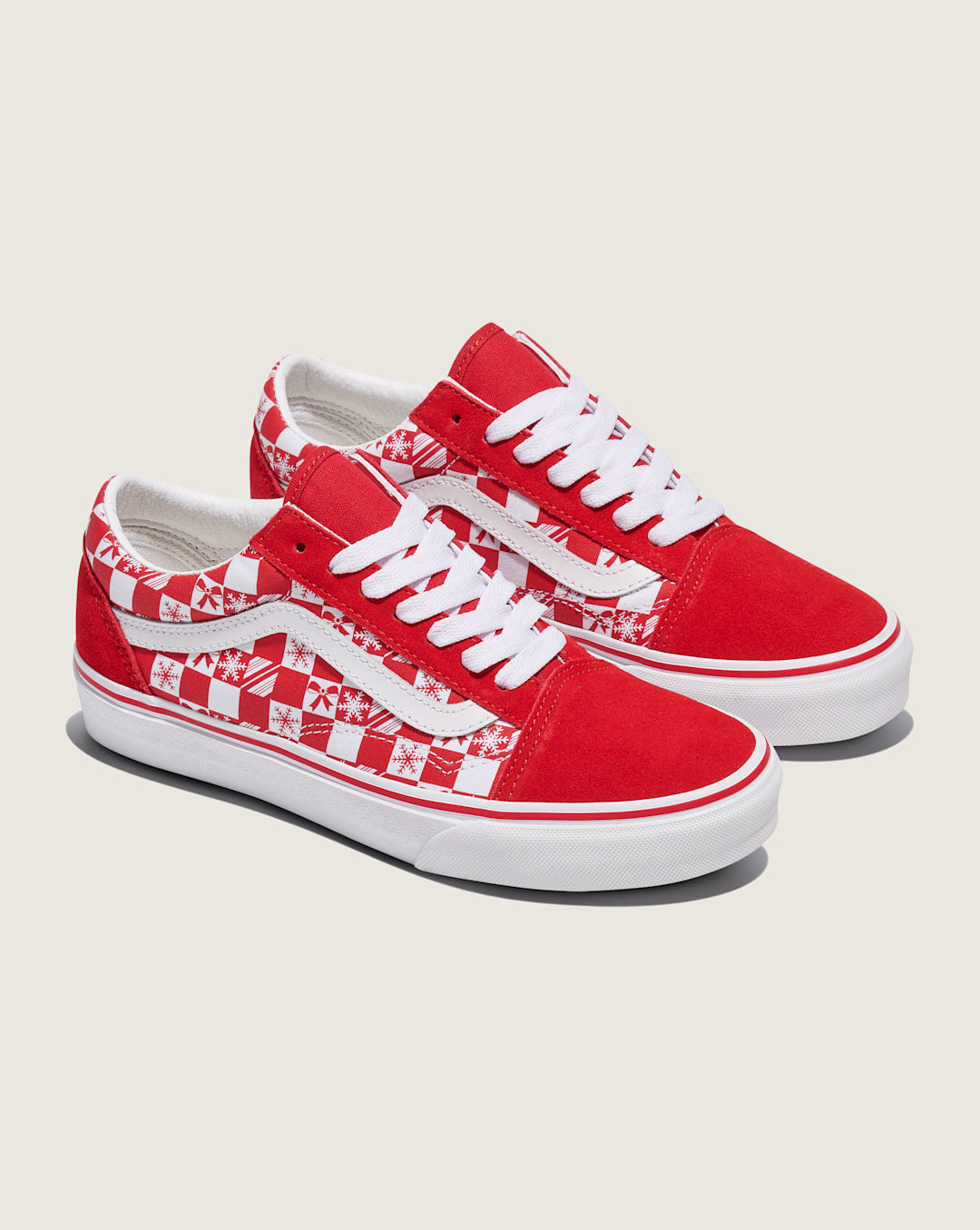 Vans Customs Old Skool Holiday Checkerboard Shoe in Customs