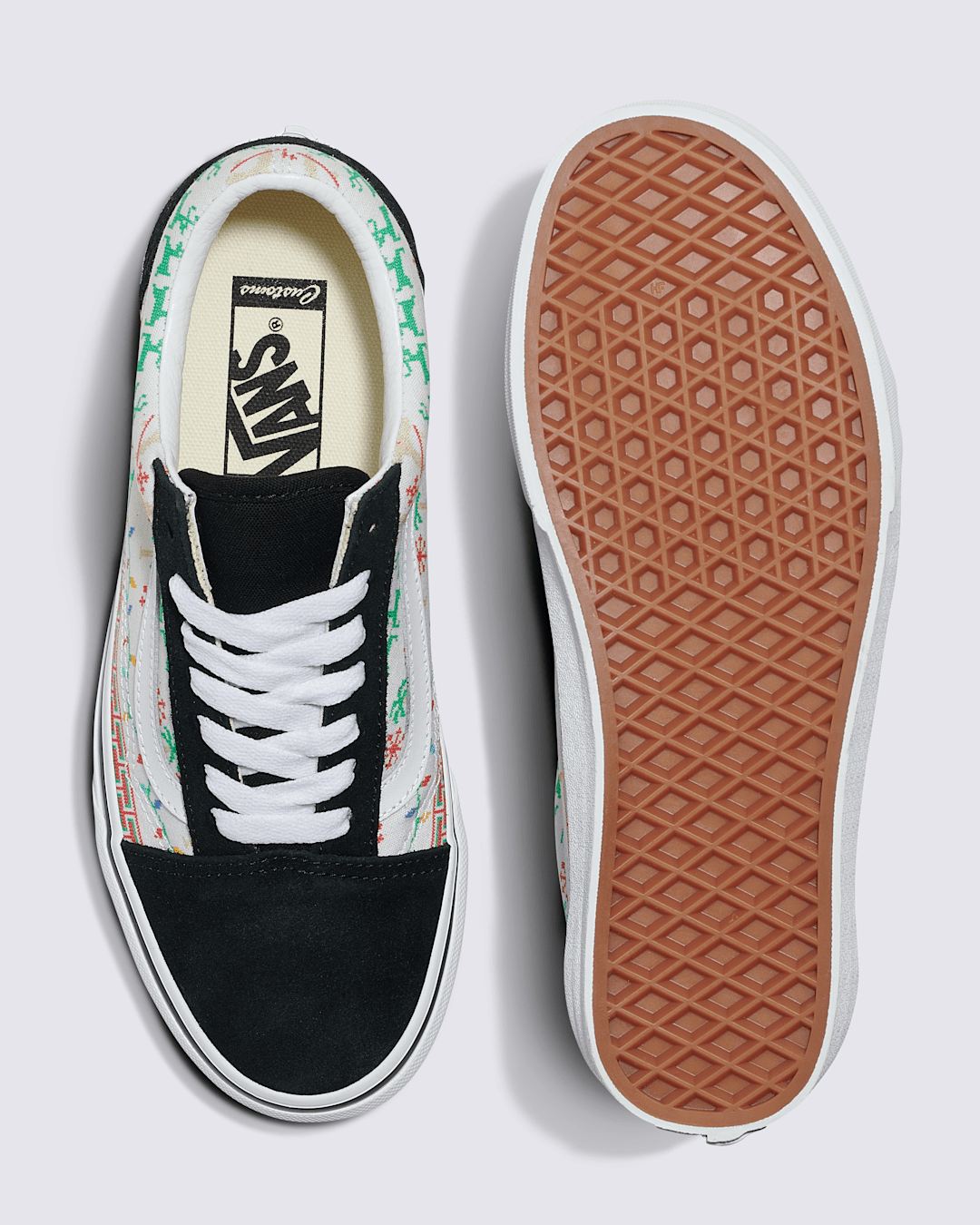 Vans Customs Old Skool Holiday Shoe in Customs