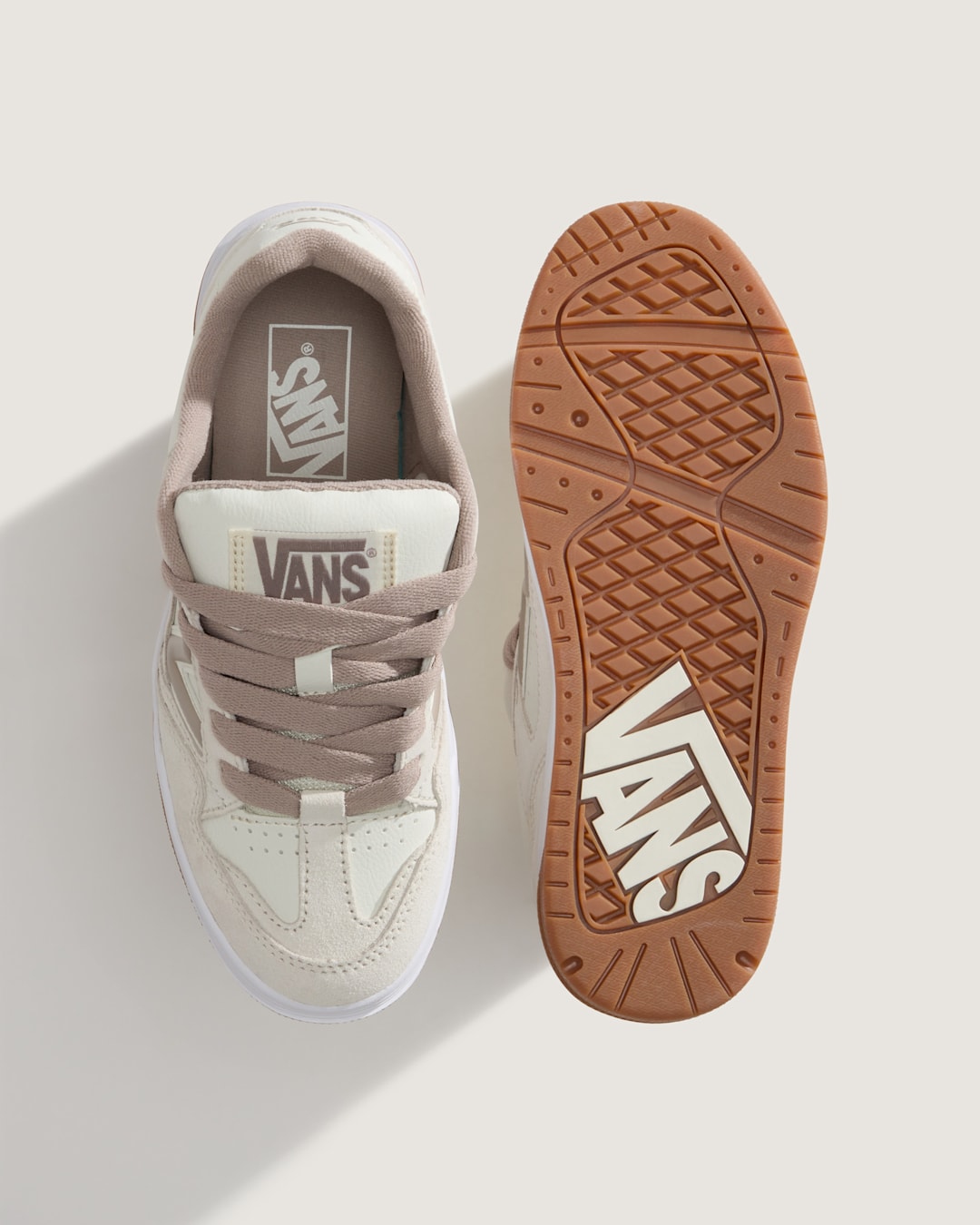 Vans Upland Shoe in White / Grey