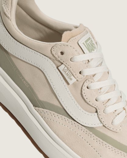 Vans UltraRange 2.0 Shoe in Creme Beige
