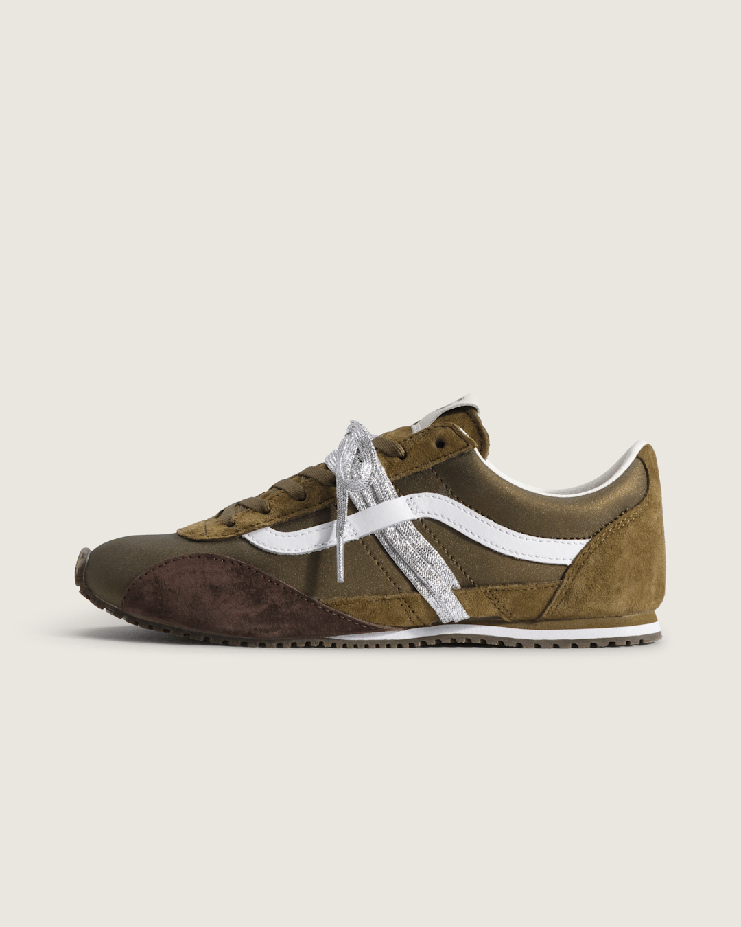Vans Premium Super Lowpro Trainer in Olive Green