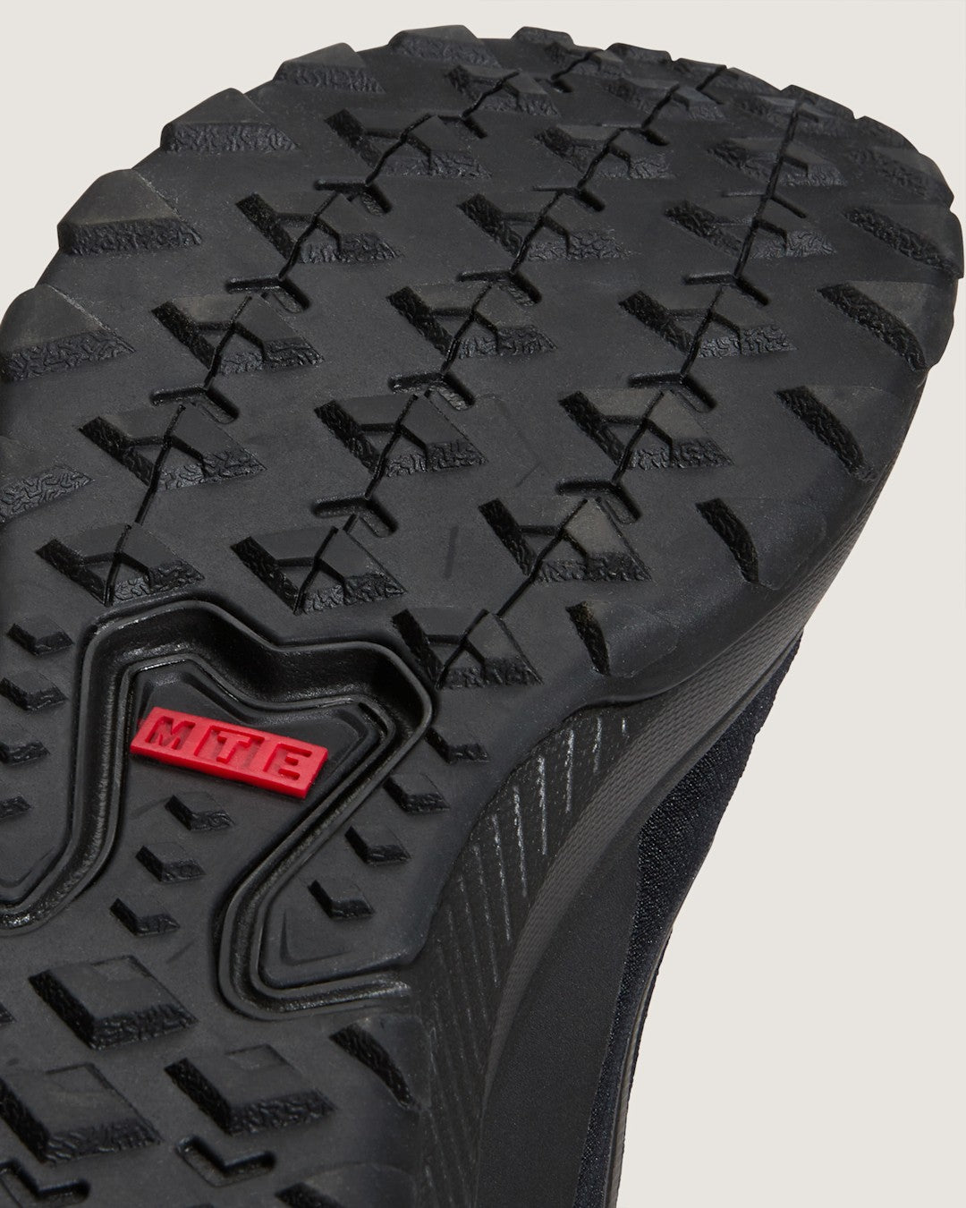 Vans Crosspath Shoe in Blackout