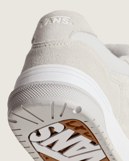 Vans Upland Shoe in Grey