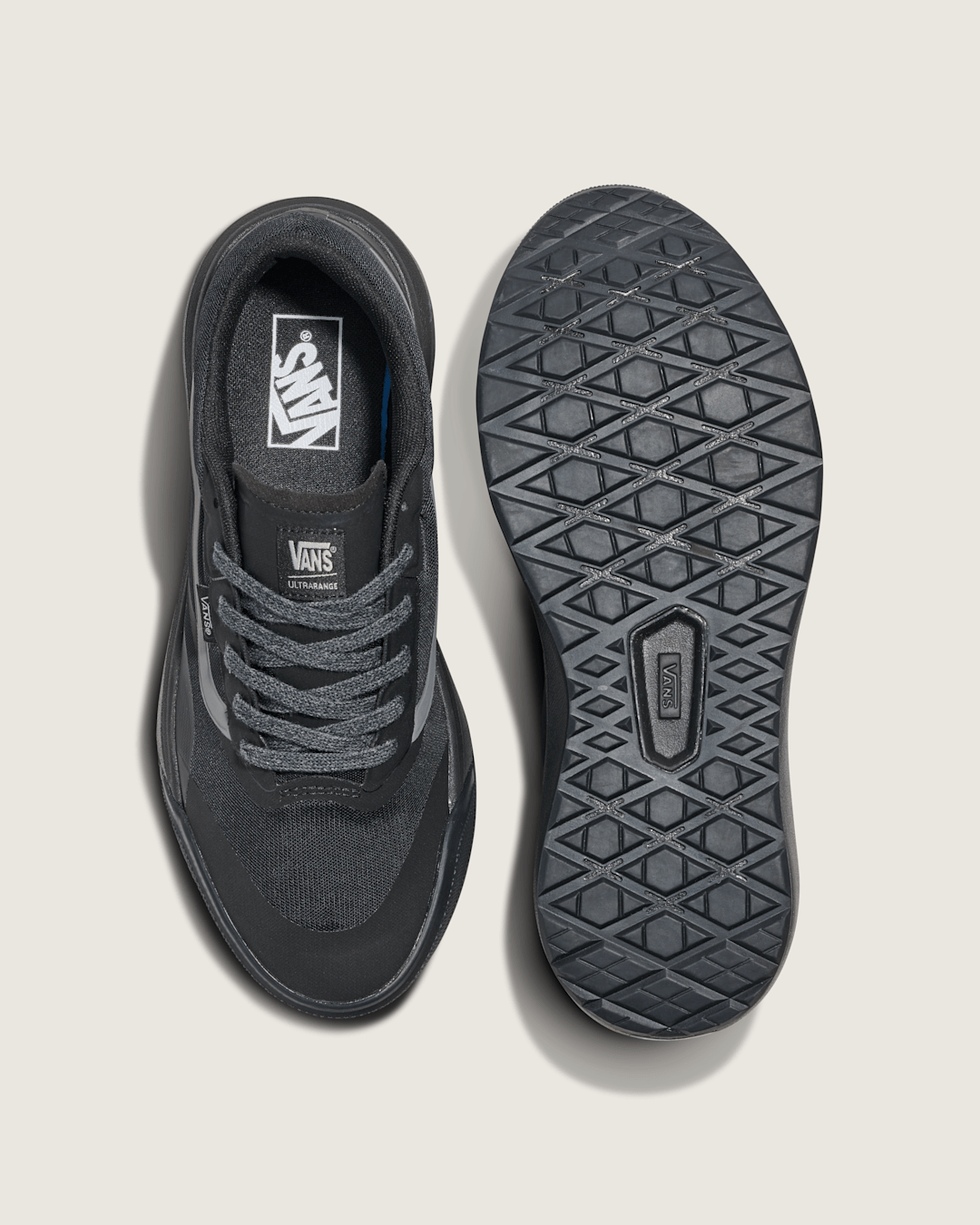 Vans UltraRange 2.0 Shoe in Blackout