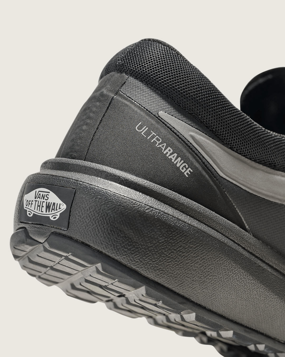 Vans UltraRange 2.0 Shoe in Blackout