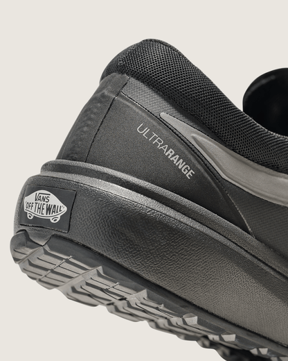 Vans UltraRange 2.0 Shoe in Blackout