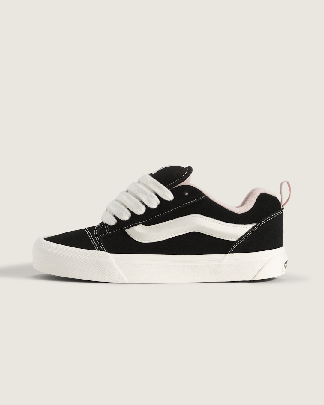 Vans Knu Skool Shoe in Black / Sepia Rose Pink