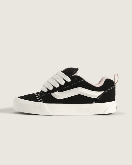 Vans Knu Skool Shoe in Black / Sepia Rose Pink