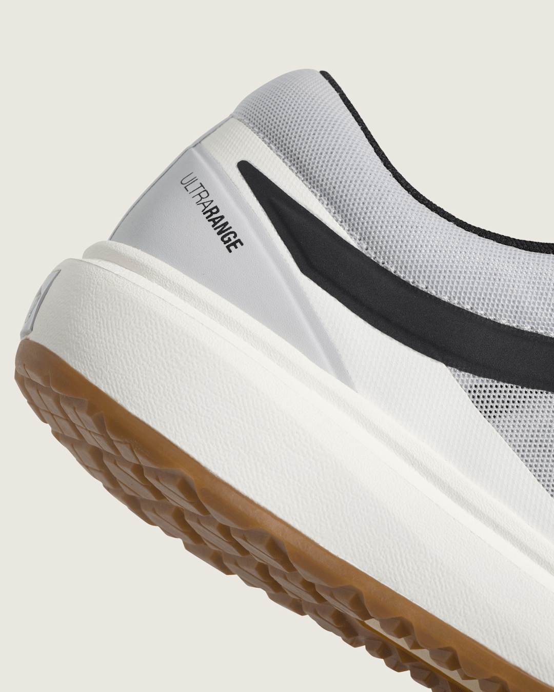 Vans UltraRange 2.0 Shoe in Frost Grey
