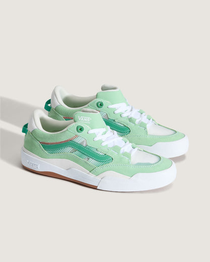 Vans Skate 2 Wayvee Shoe in Gum / Green