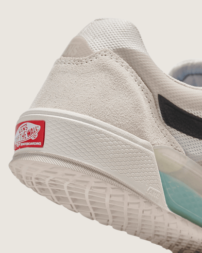 Vans Skate AVE 2.0 Shoe in White