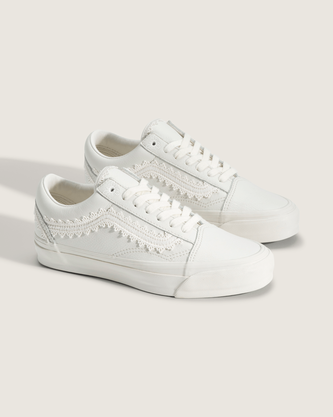 Vans Premium Old Skool Shoe in Marshmallow White