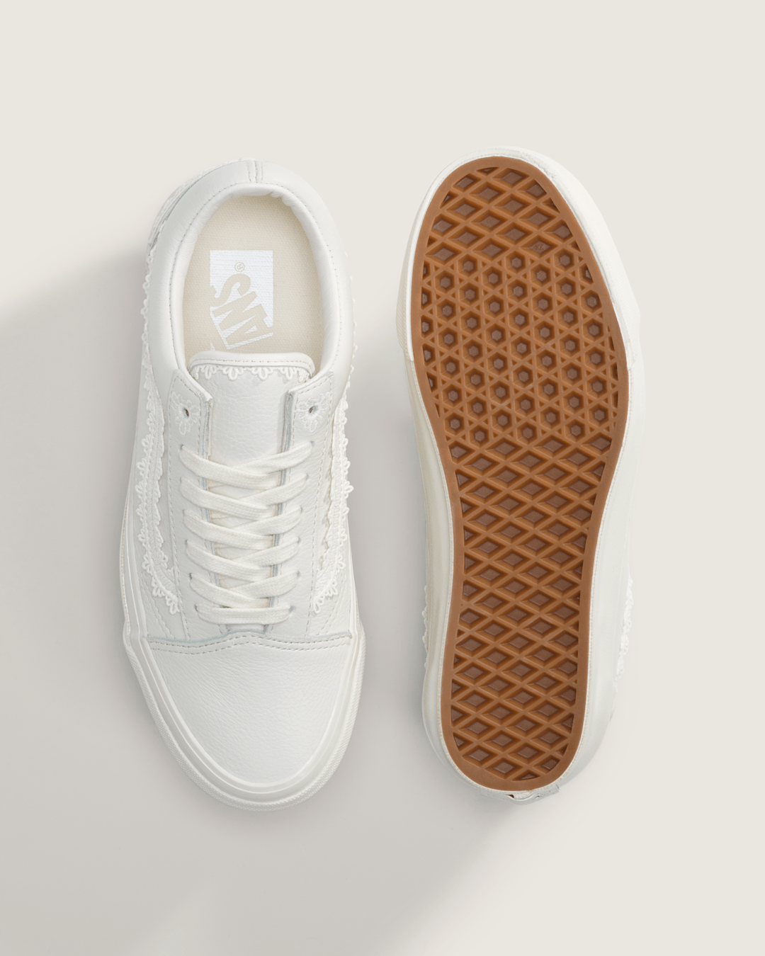 Vans Premium Old Skool Shoe in Marshmallow White