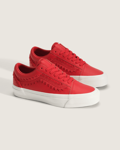 Vans Premium Old Skool Shoe in Racing Red