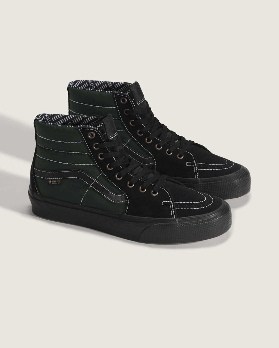 Vans Sk8-Hi GORE-TEX Shoe in Black / Green