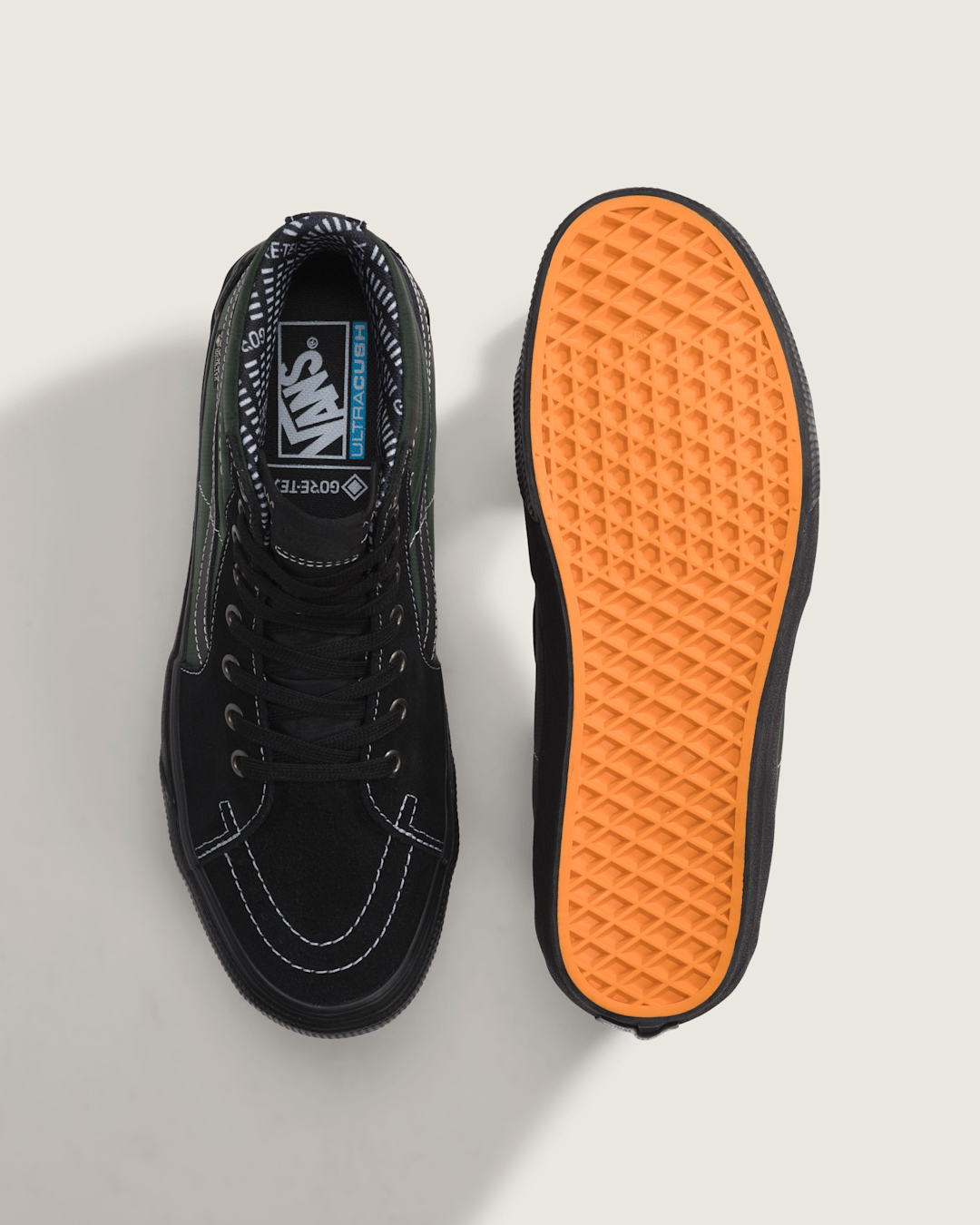 Vans Sk8-Hi GORE-TEX Shoe in Black / Green