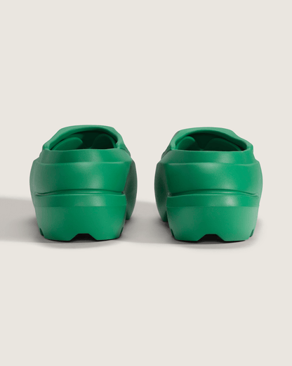 Vans OTW by Vans X S.R. STUDIO. LA. CA. Clog in Green Tambourine