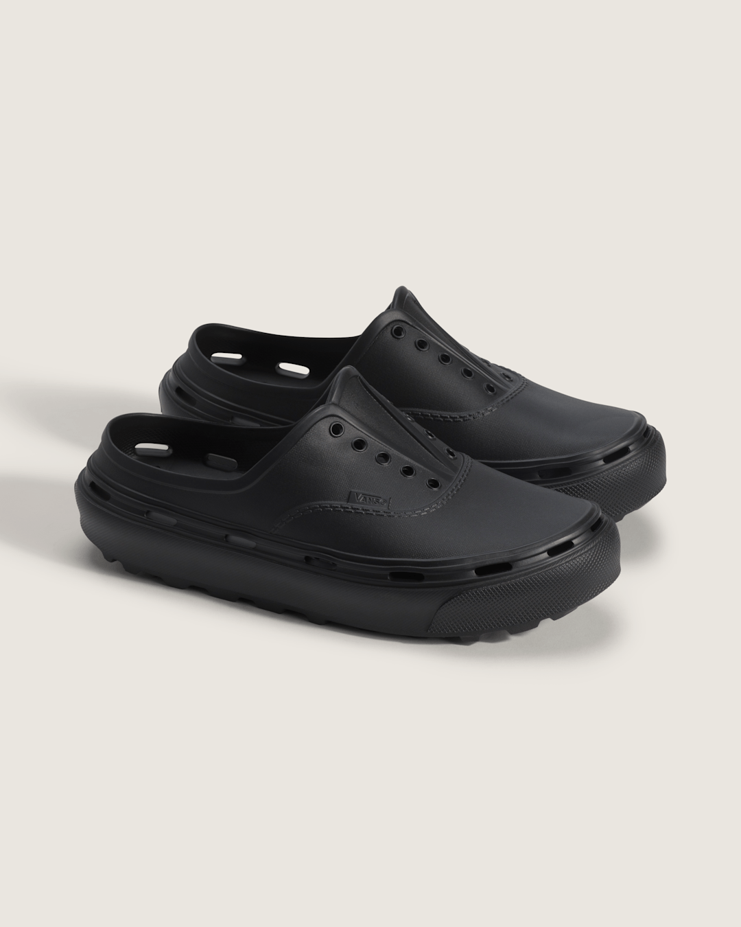 Vans Authentic Foam Mule in Black