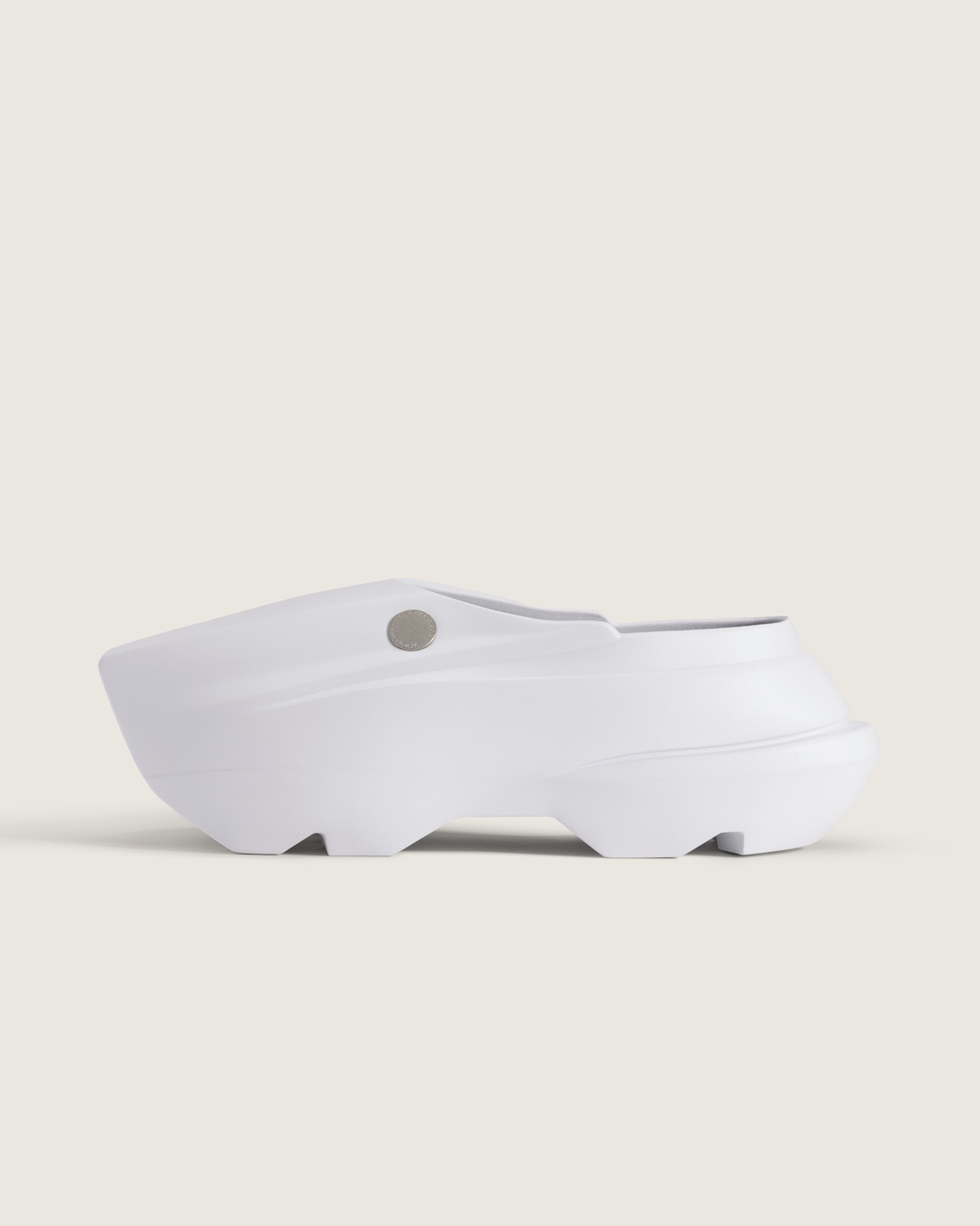 Vans OTW by Vans X S.R. STUDIO. LA. CA. Clog in White / Black