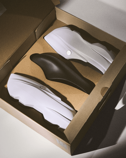 Vans OTW by Vans X S.R. STUDIO. LA. CA. Clog in White / Black