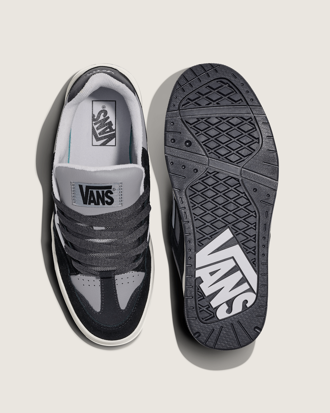 Vans Upland Shoe in Black / Grey