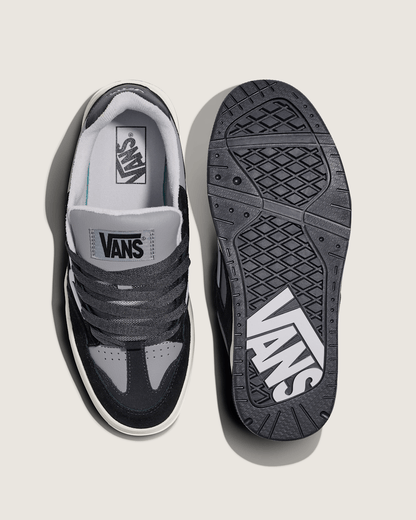 Vans Upland Shoe in Black / Grey