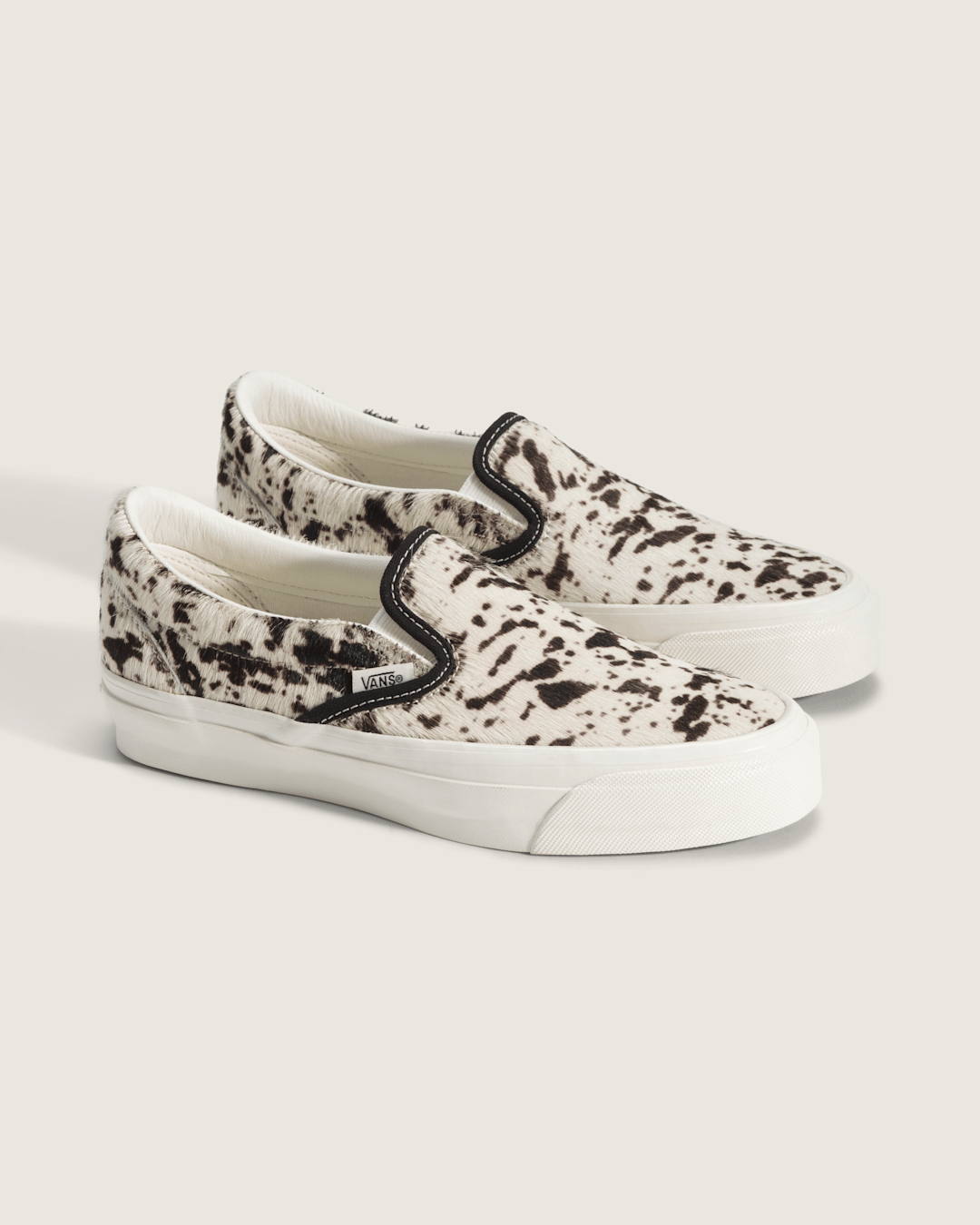 Vans Premium Classic Slip-On Shoe in Black / White