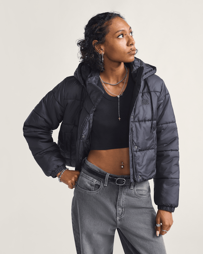 Vans Hillgate Cropped Puffer Jacket in Black