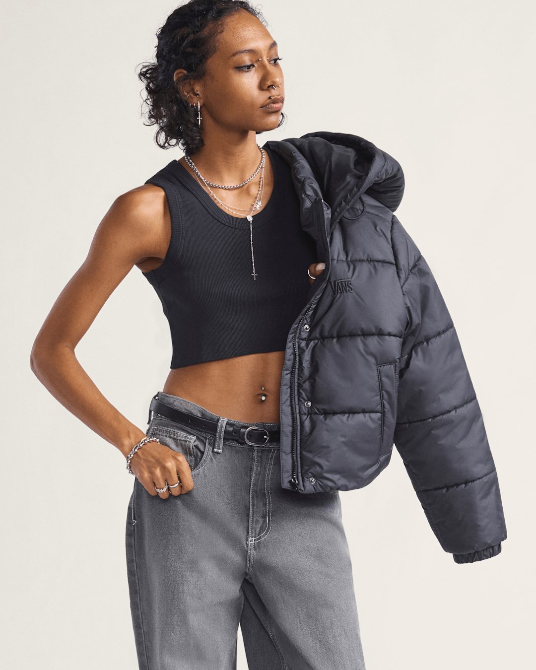 Vans Hillgate Cropped Puffer Jacket in Black