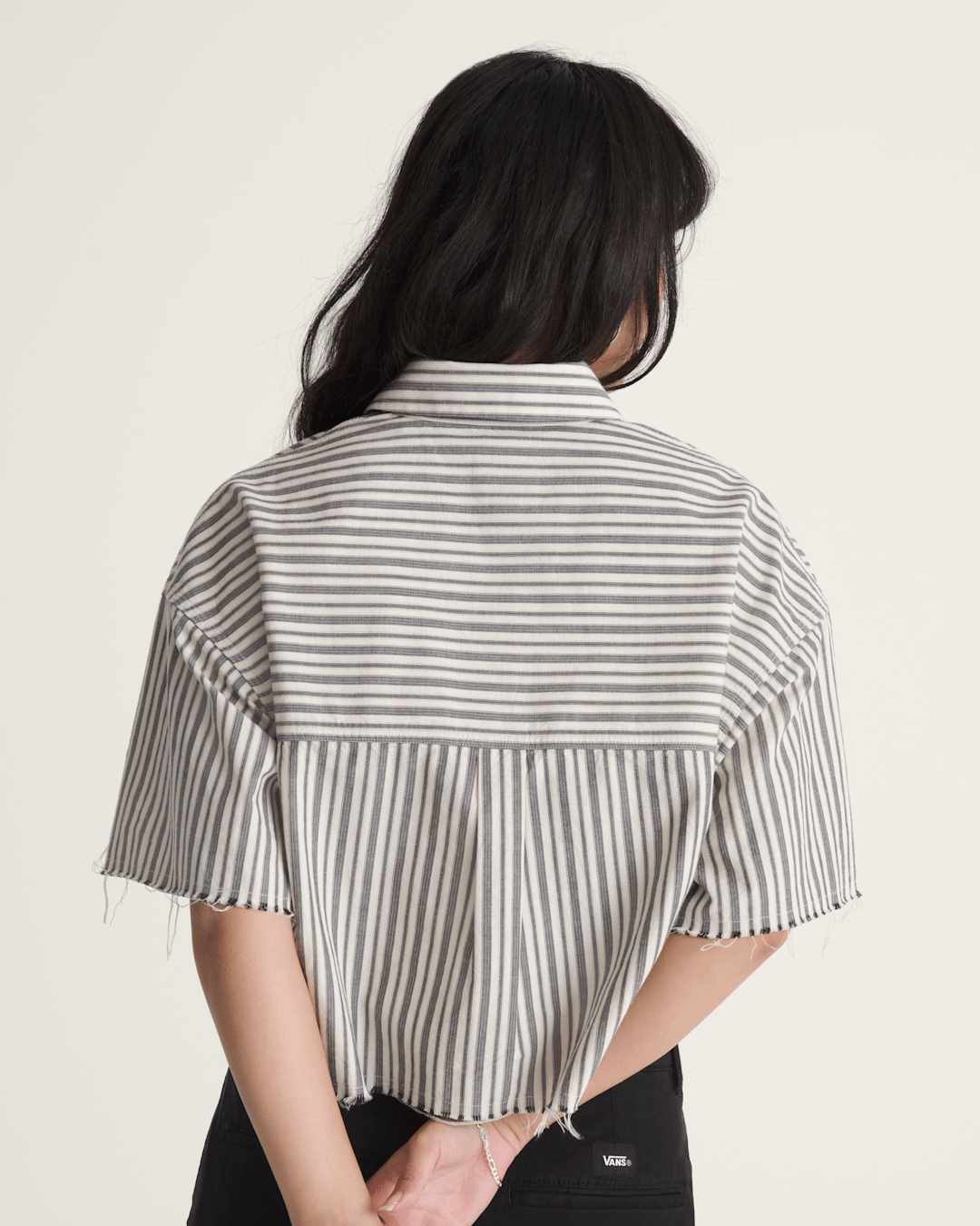 Vans Crop Shirt in Black-White