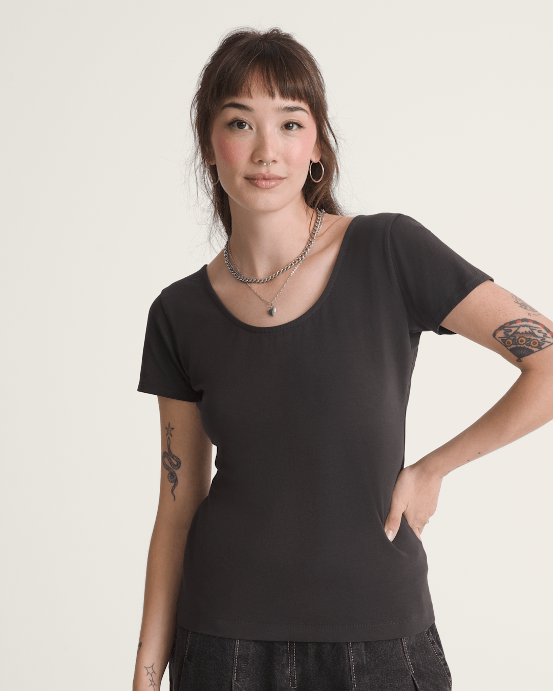Vans Double Scoop T-Shirt in Faded Black