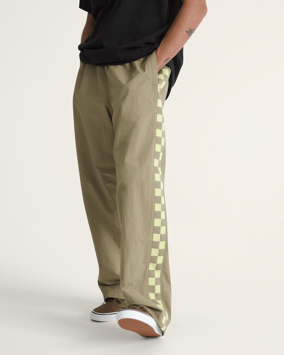 Vans Ronnie Track Pant in Bay Leaf Green