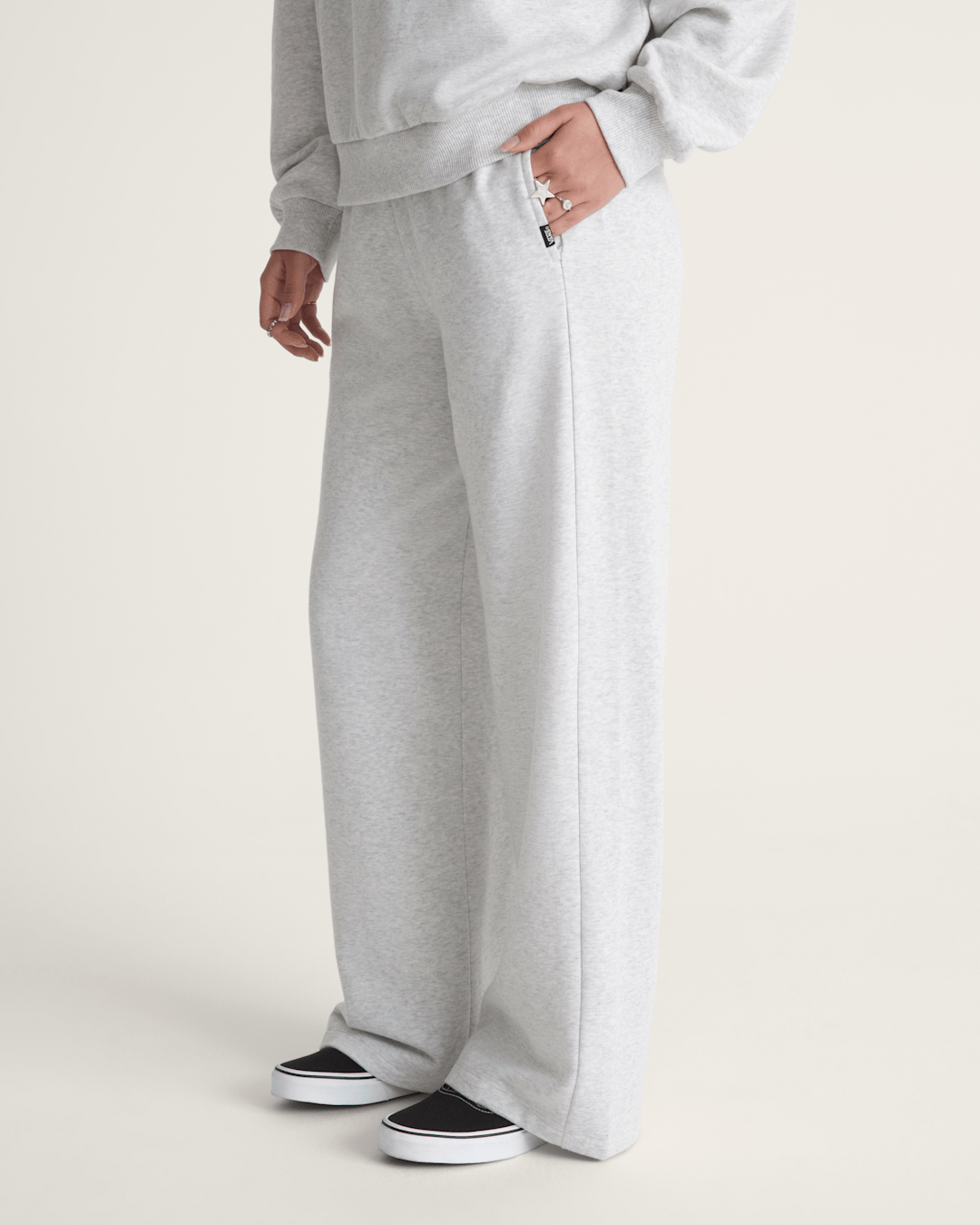 Vans Drop V Sweatpants in White Heather