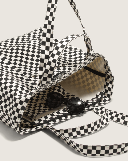 Vans Tell All Zip Tote Bag in Checkerboard Black