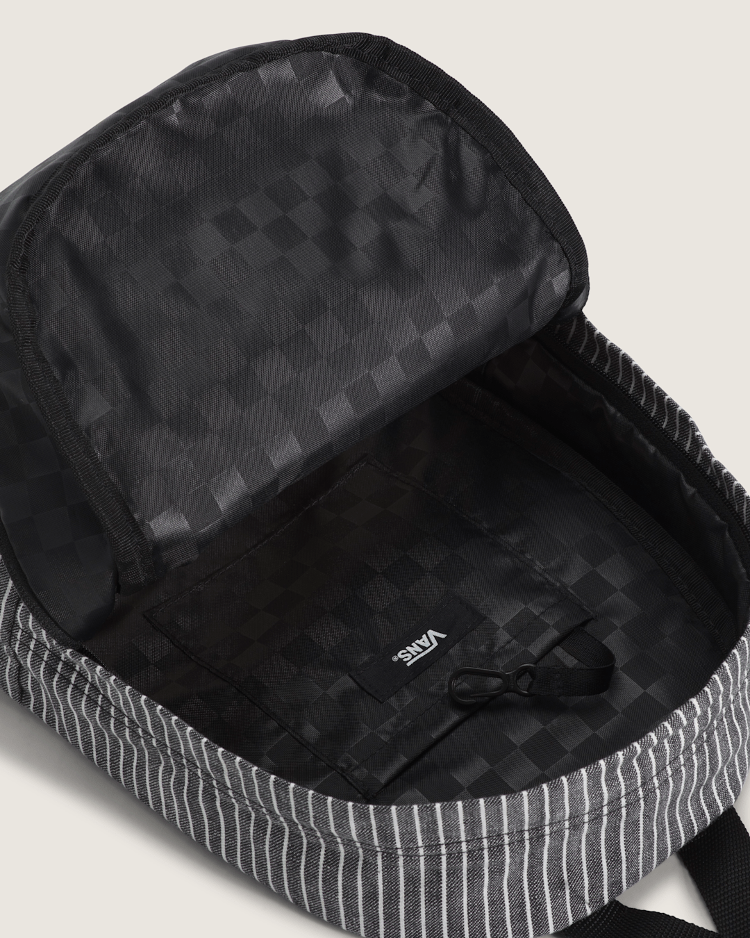 Vans Old Skool Mini Backpack in White / Black