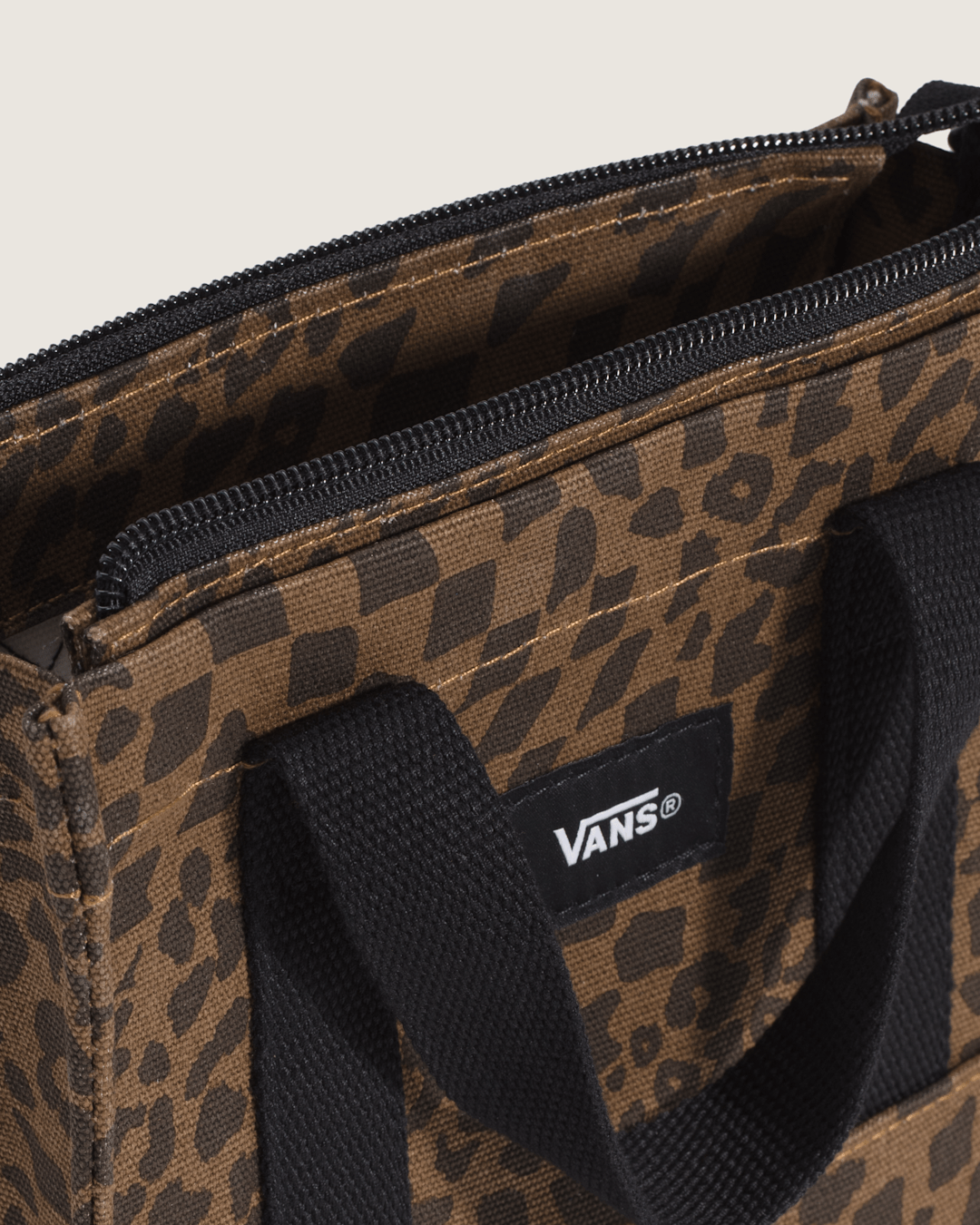 Vans Lil Pergs Tote Bag in Dachshund Brown