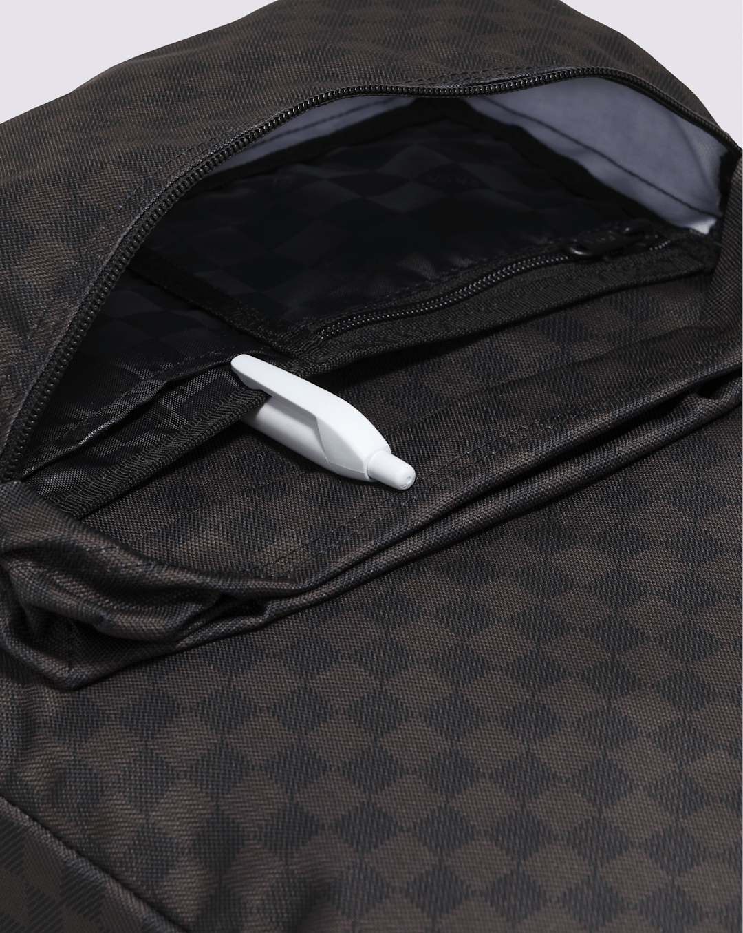 Vans Old Skool Checkerboard Backpack in Checkerboard Black / Charcoal Grey
