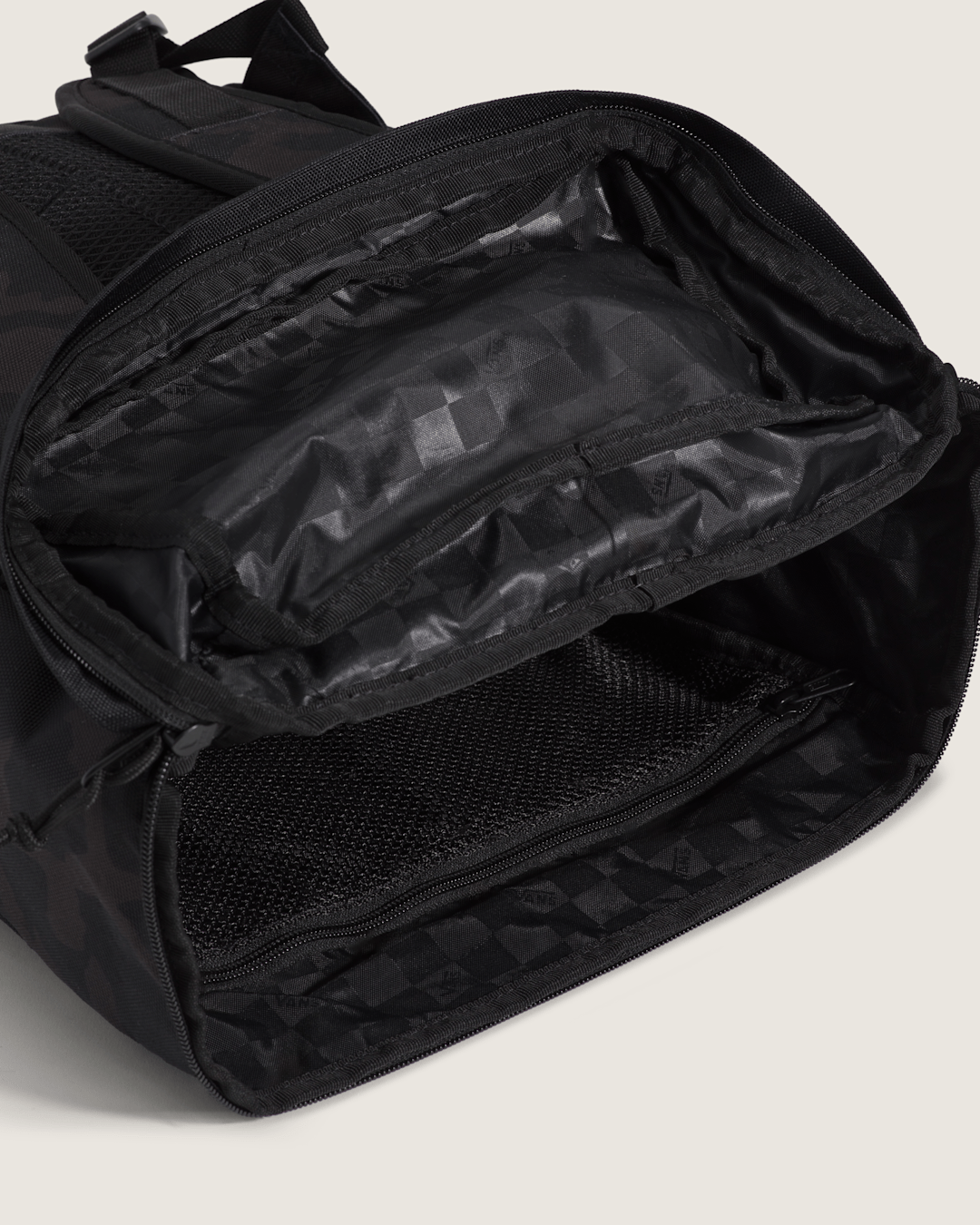Vans Omit Backpack in Camo Black