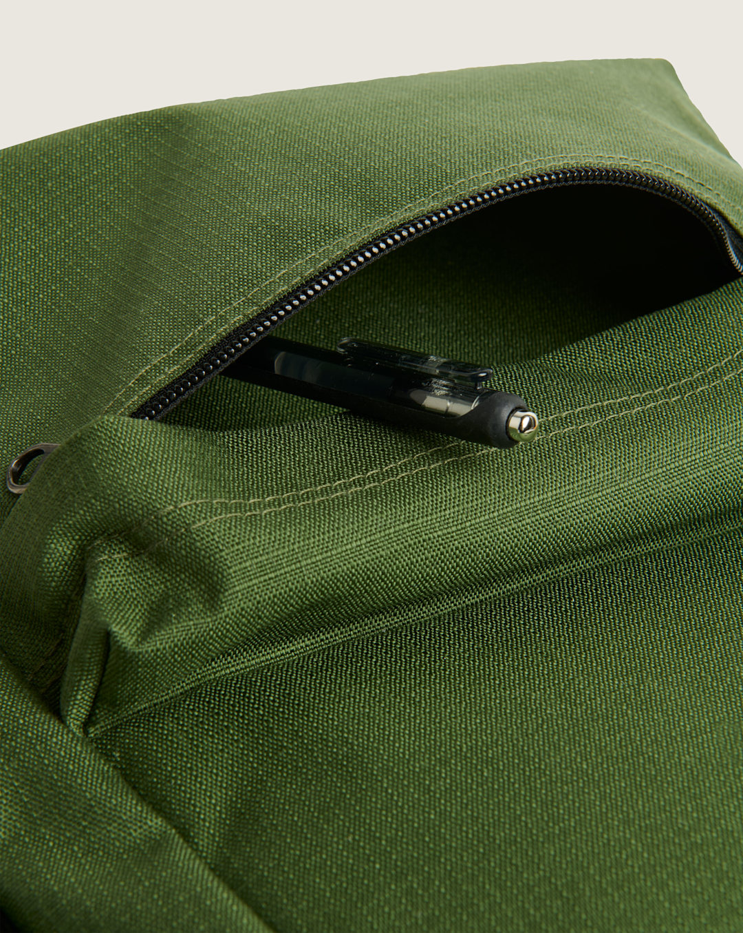 Vans Startle Backpack in Pine Forest Green