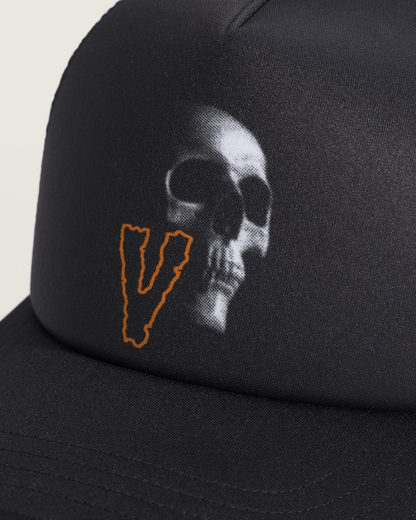 Vans Hitcher Trucker Hat in Black