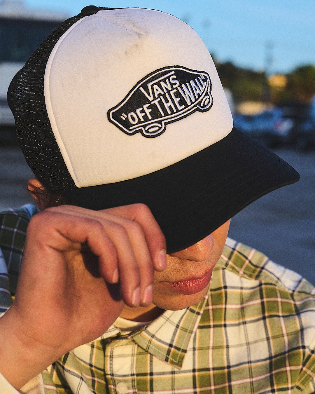 Vans Classic Patch Curved Bill Trucker Hat in Black / White
