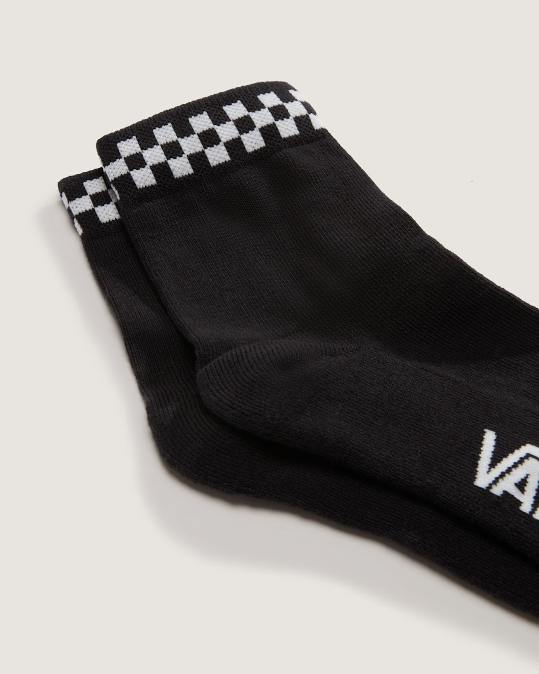 Vans Peek-A-Check Half Crew Socks in Black