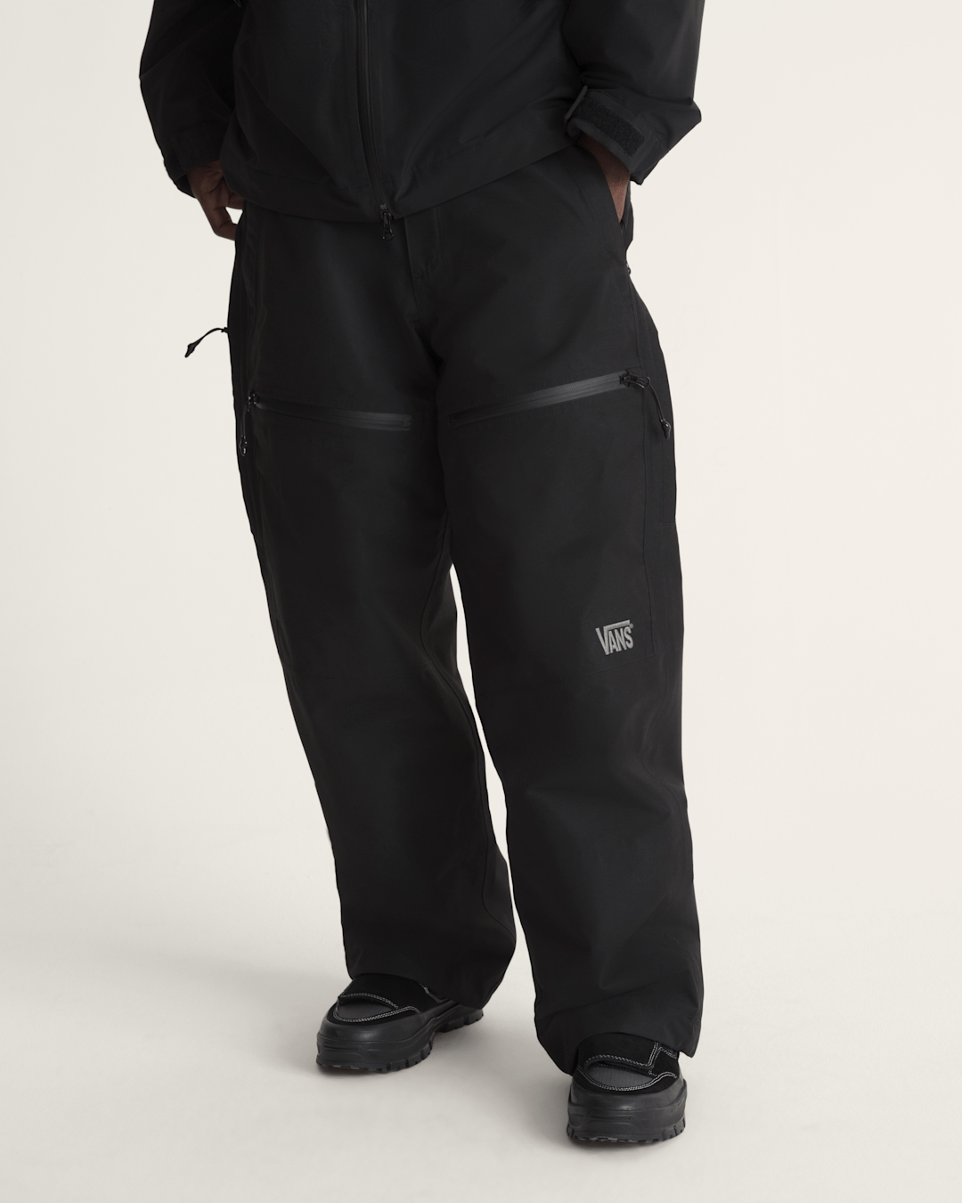 Vans Hi-Country Snow Pants in Black