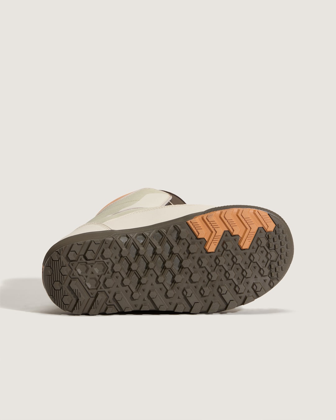 Vans Aura Pro Snowboard Boot in Bay Leaf Green