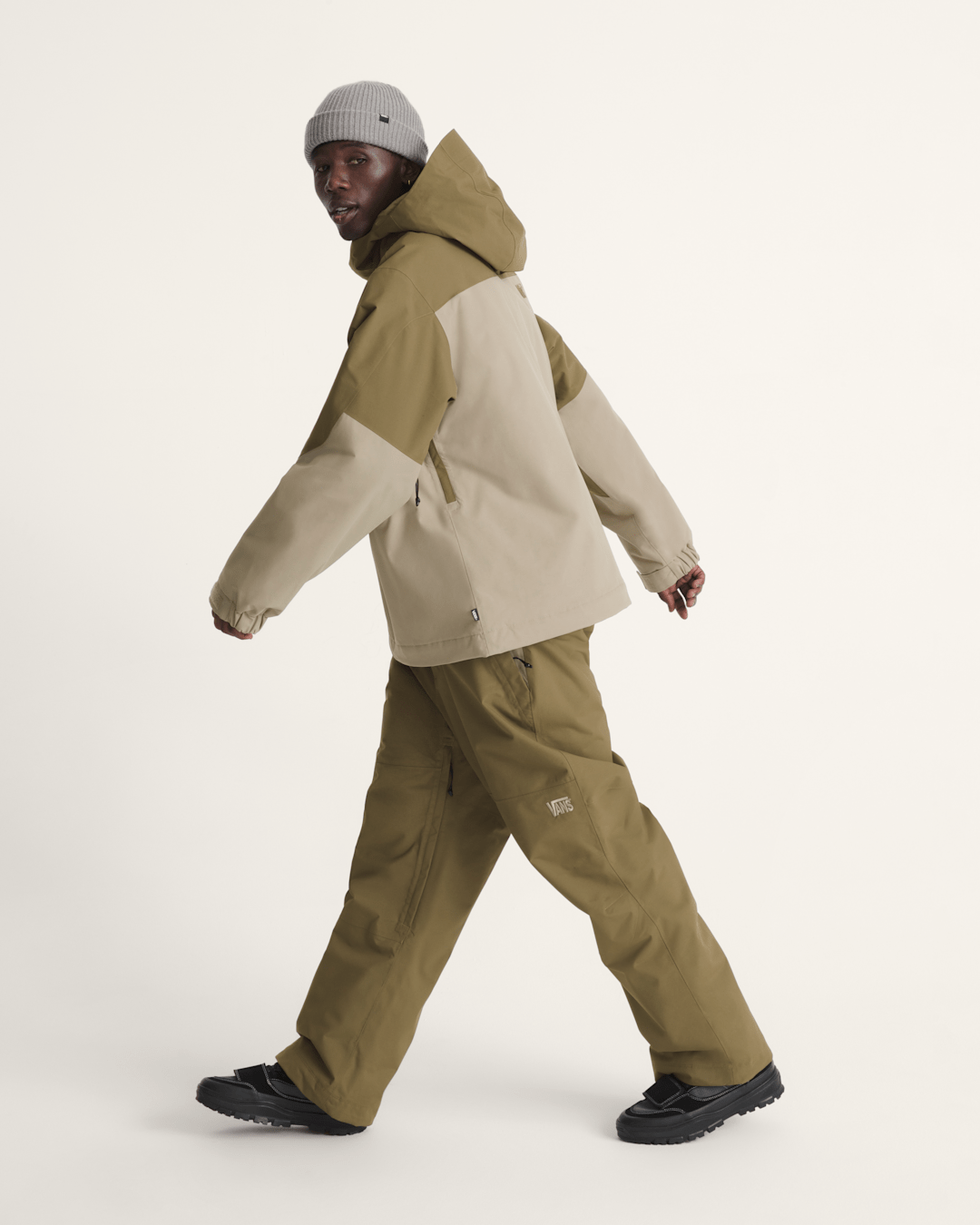 Vans Hellbound Snow 2.0 Pants in Warm Brown