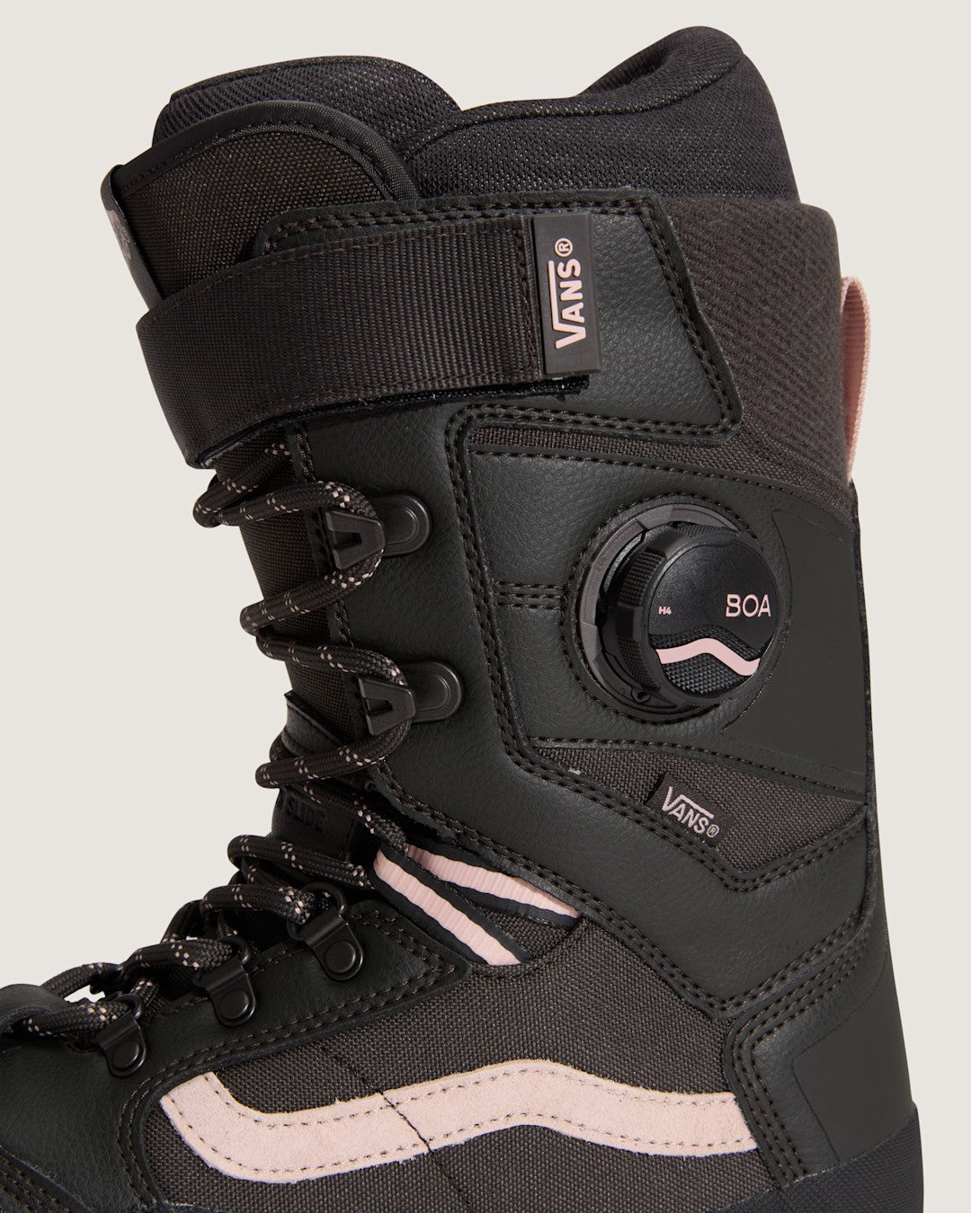 Vans Women's Luna Pro Snowboard Boot in Faded Black