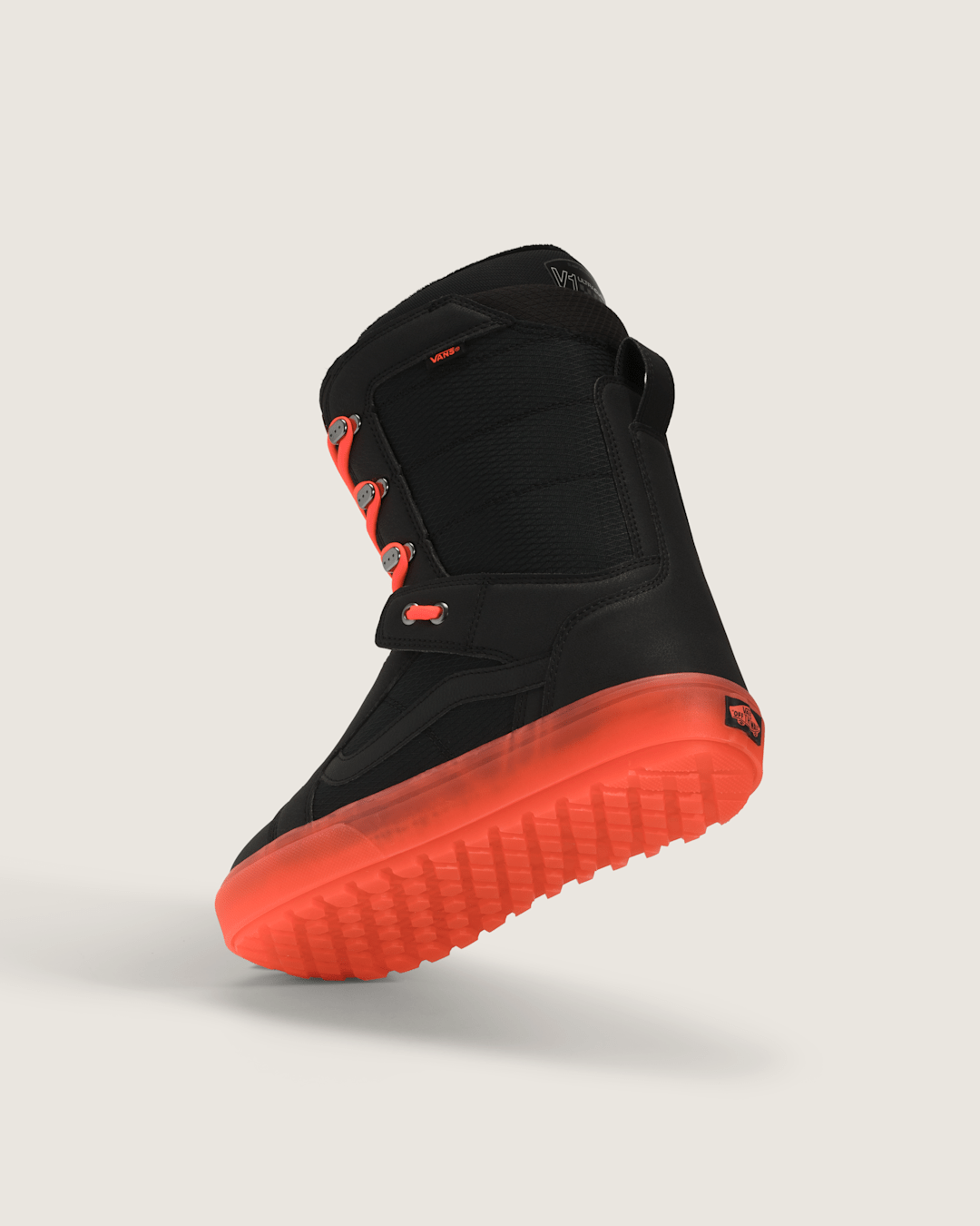 Vans Hi-Standard OG Snowboard Boot in Black / Orange