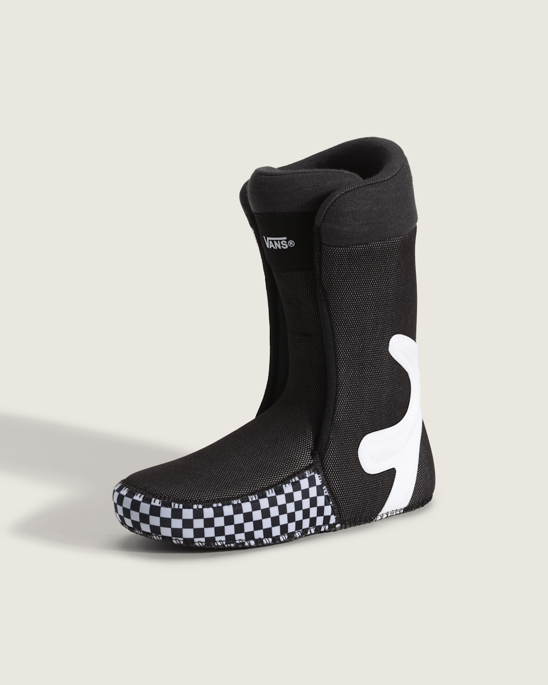 Vans Invado Pro Snowboard Boot in Black / Gum