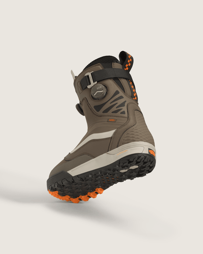 Vans Verse Range Edition Snowboard Boot in Walnut Brown