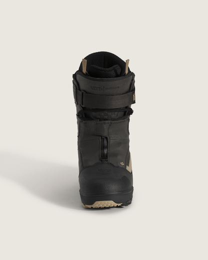 Vans Hi-Country Snowboard Boot in Faded Black